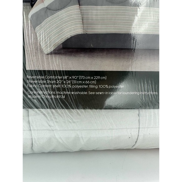 Pem America, Grace 2-Pc. Reversible Stripe Twin Comforter Set MSRP $80.00 - Picture 2 of 8